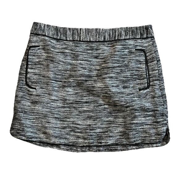 AX Armani Exchange Women's Black White Striped Distressed Tweed Mini Skirt Sz 10 - Picture 1 of 5